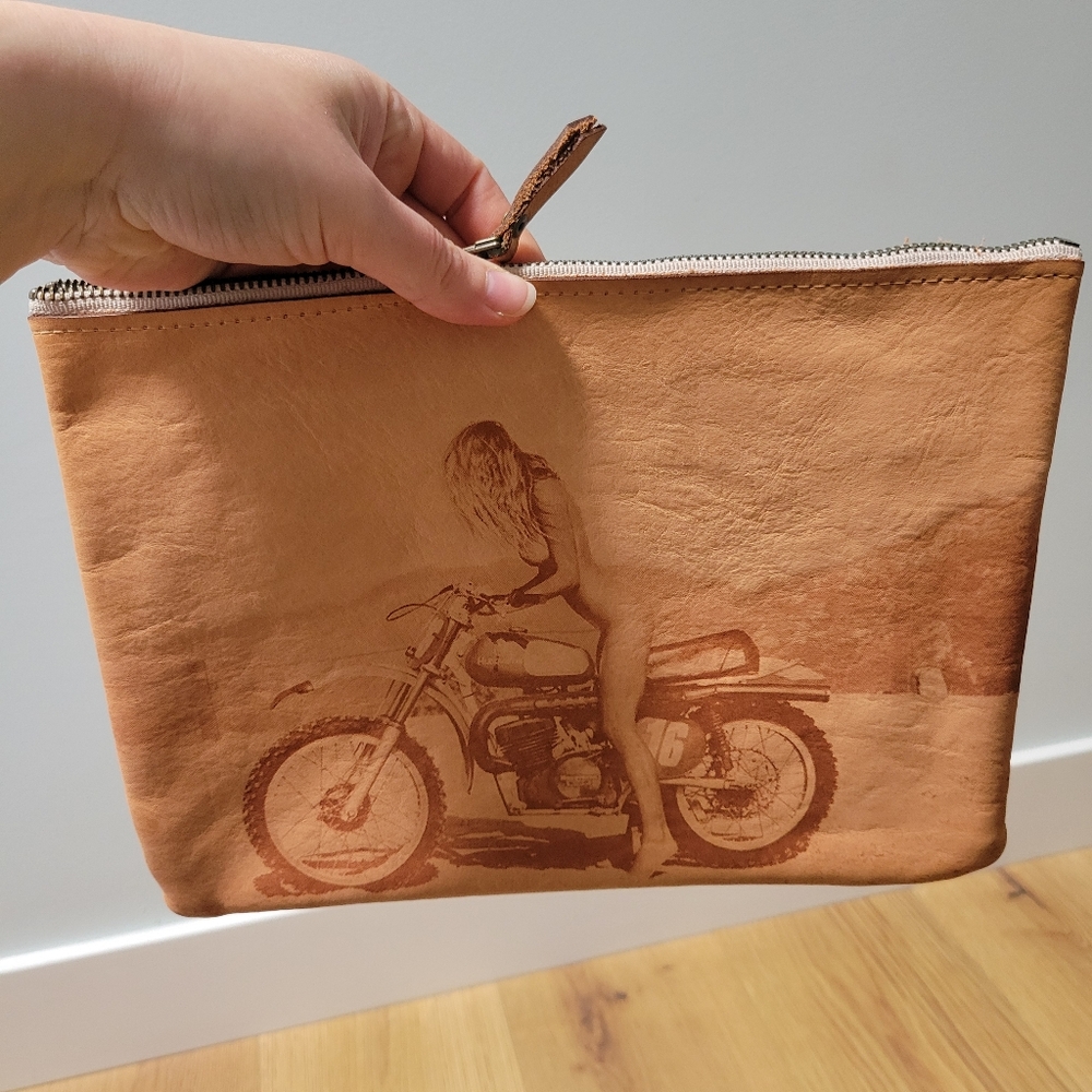 Vanessa Mooney x Understated Leather Pouch